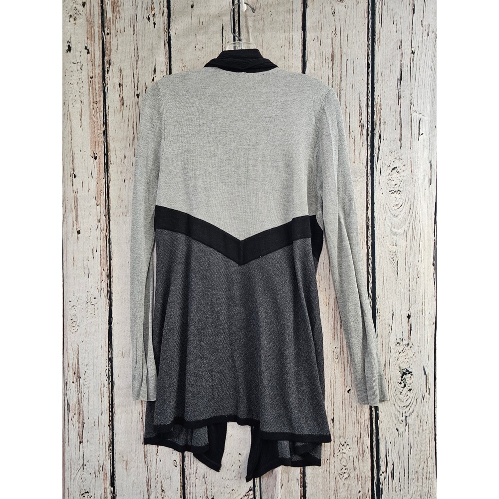White House Black Market Cardigan Small Gray Colorblock Chevron Open Front EUC - Picture 4 of 4